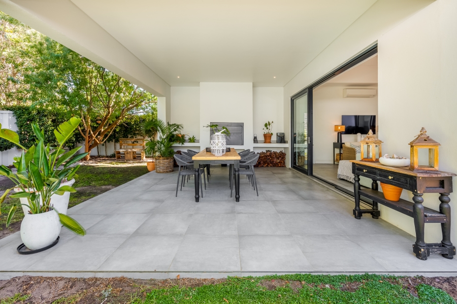 4 Bedroom Property for Sale in Val De Vie Estate Western Cape